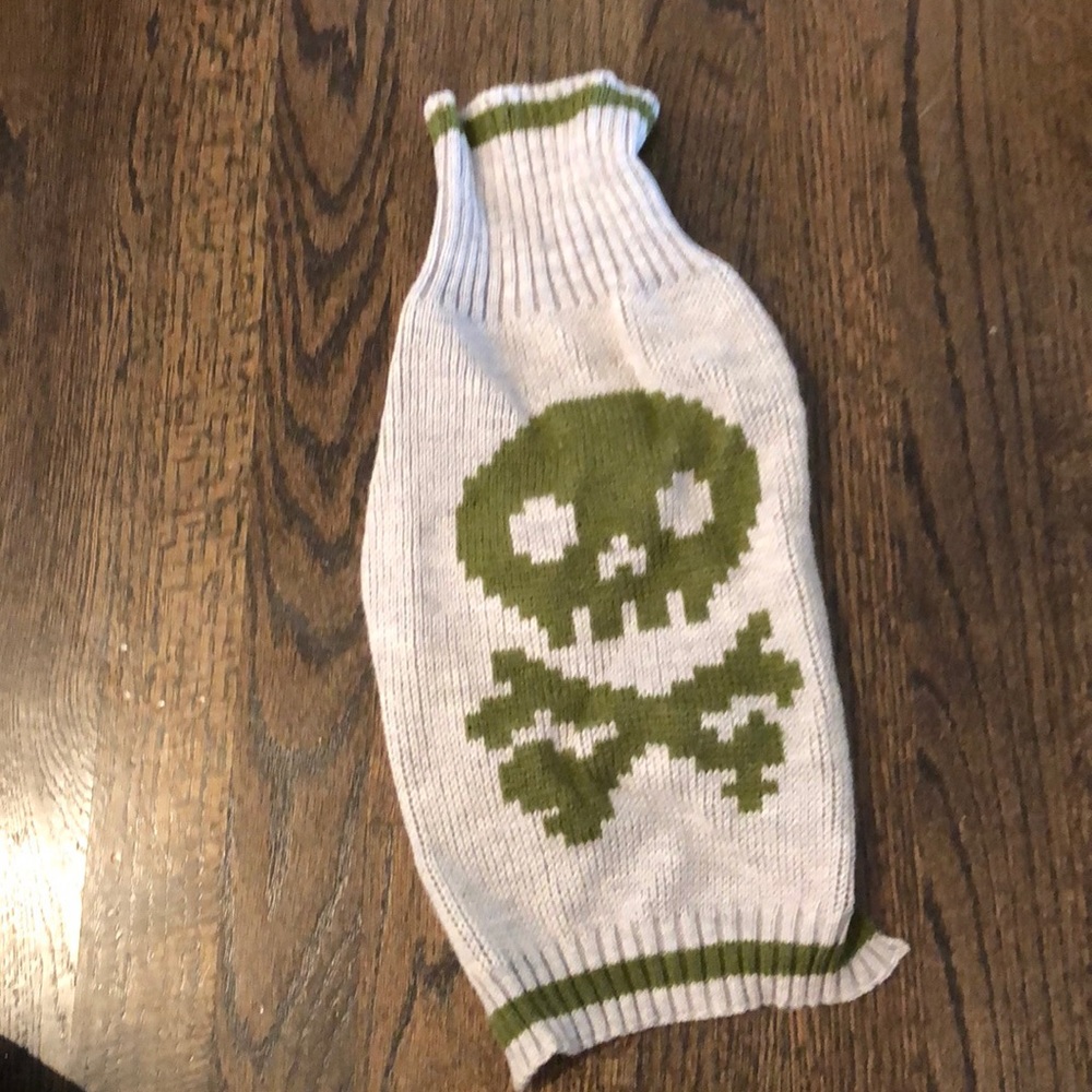 Skull Doggie sweater